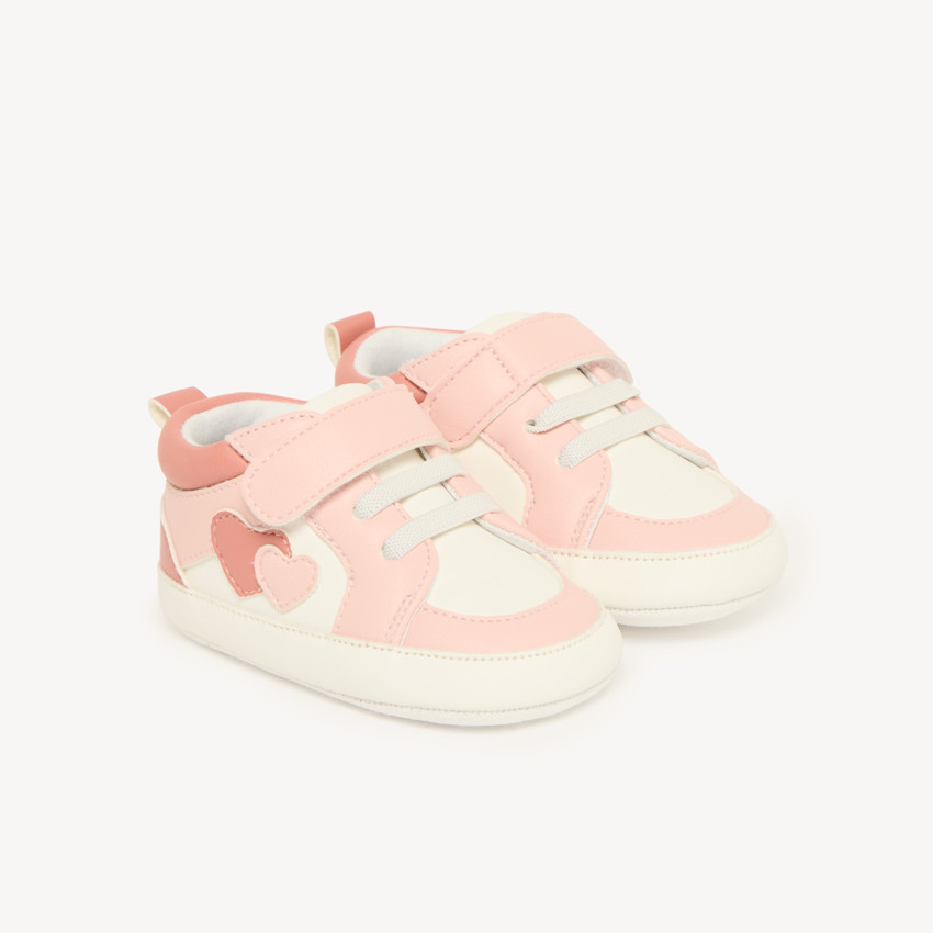 Baskets bébé fille à cœurs avec lacets élastiques et velcro 