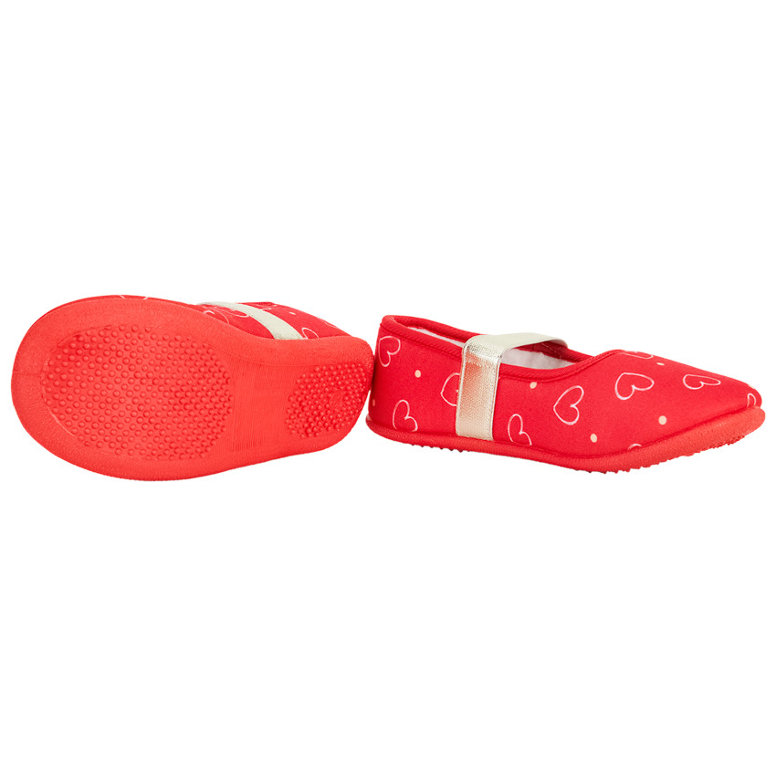 Chaussons babies imprimé cœurs pour fille 