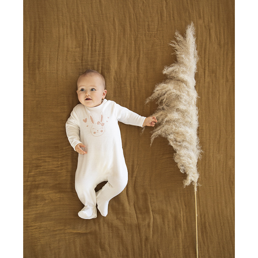 Fluwelen pyjama met print van konijnen en hartjes 