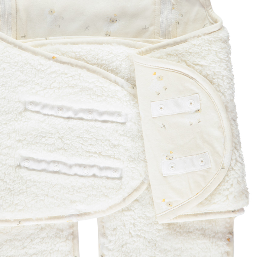 Nid d'ange en sherpa avec capuche ludique La Vie à la Ferme écru 