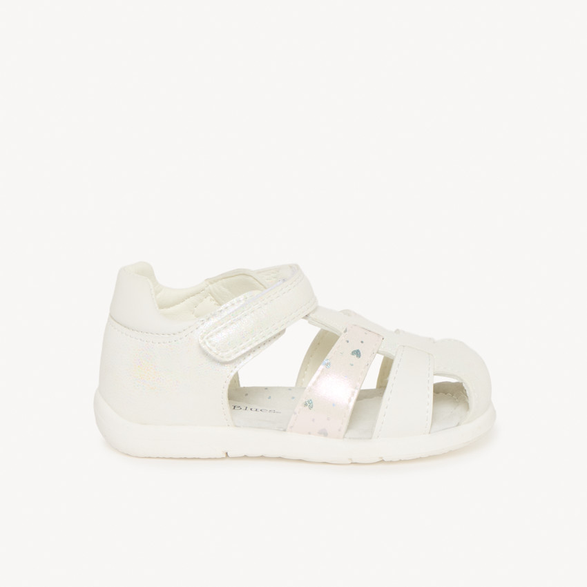 Nu-pieds en cuir à petit motif cœur pour bébé fille 