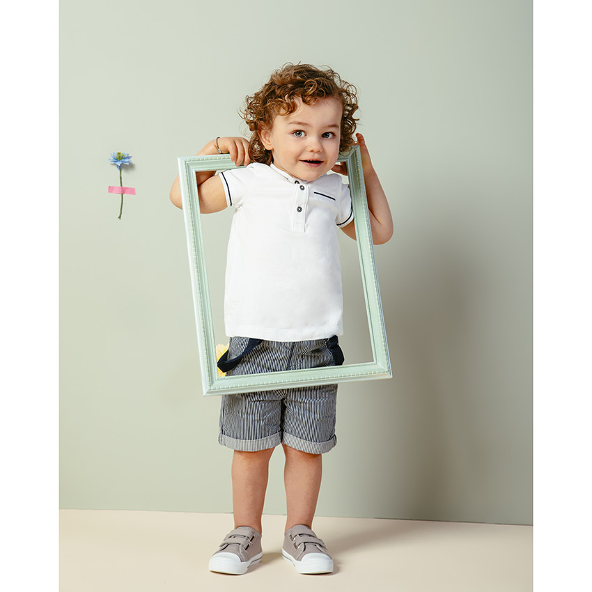 Bermuda met verticale strepen overal en verstelbare bretellen 