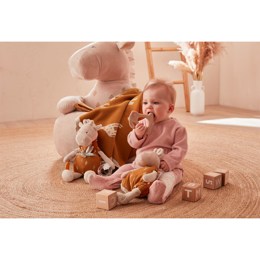 Peluche en veloudoux Tiga la girafe 40 cm 