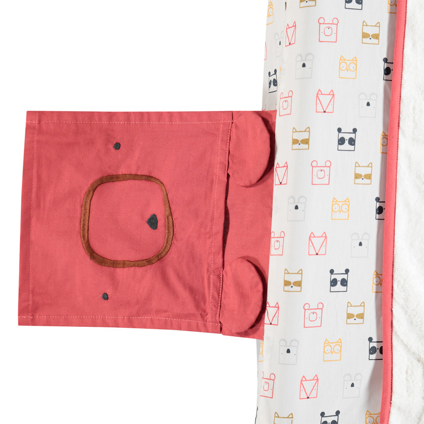 Hoes voor de verschoningsmat in popeline Ethnic animals 