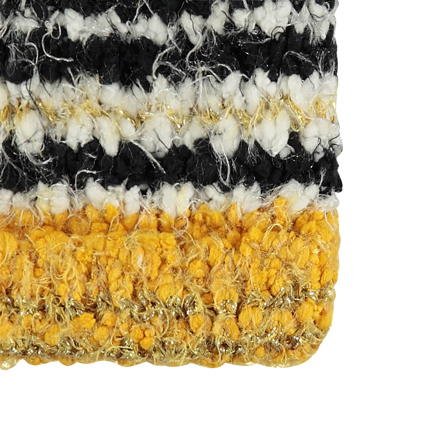 Bonnet en maille pop-corn avec pompon 