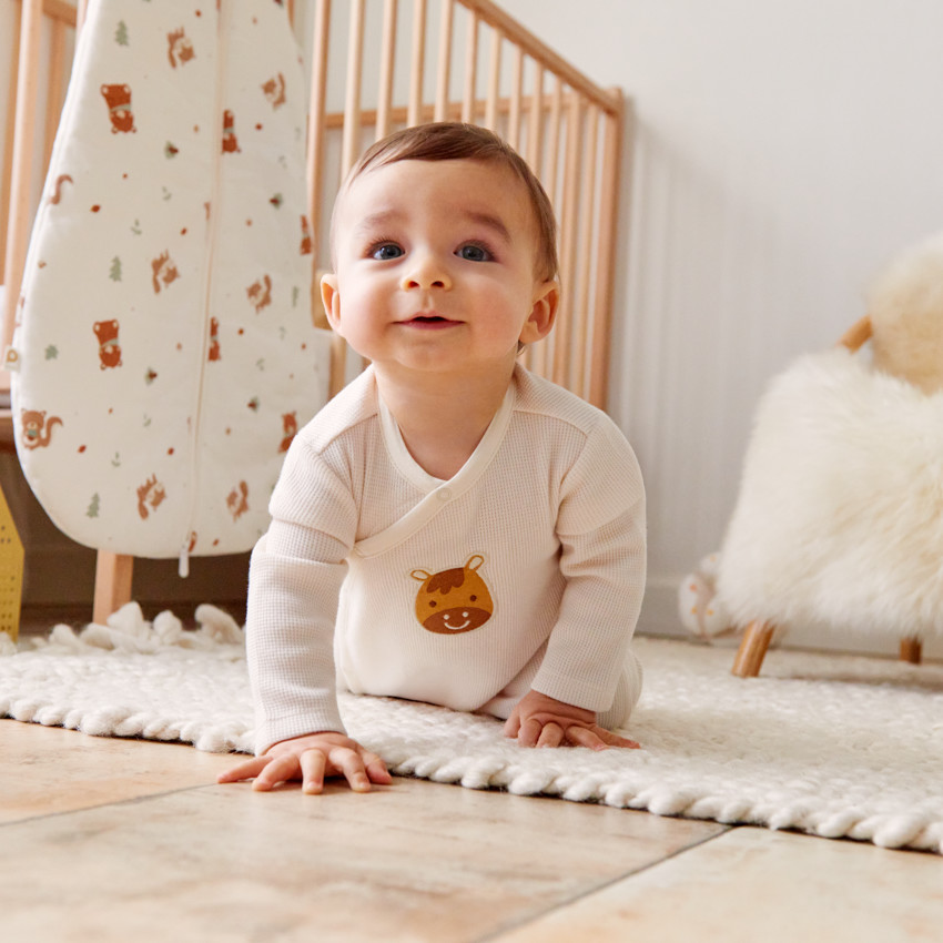 Dors-bien en nid d'abeille met een paardenpatch voor babyjongens 