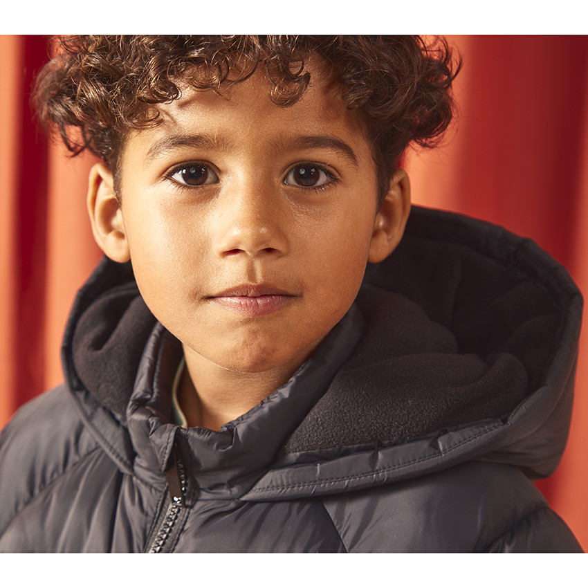 Donsjas met microfleece en kap voor jongen 