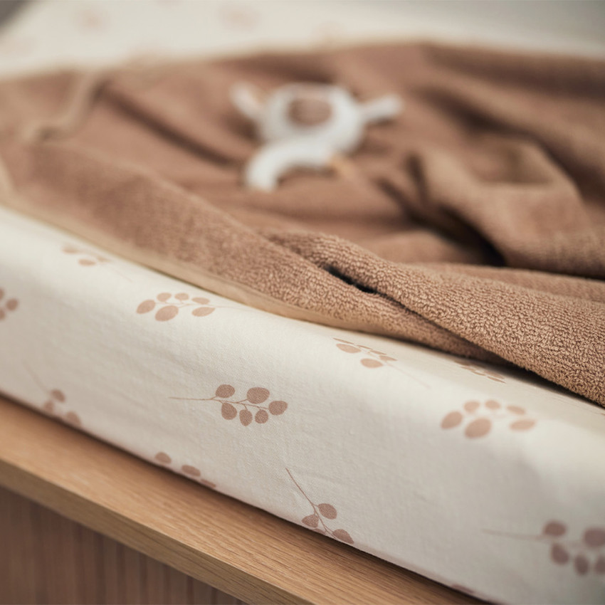 Hoes luierkussen 50x70 cm Twig Wild Roze 