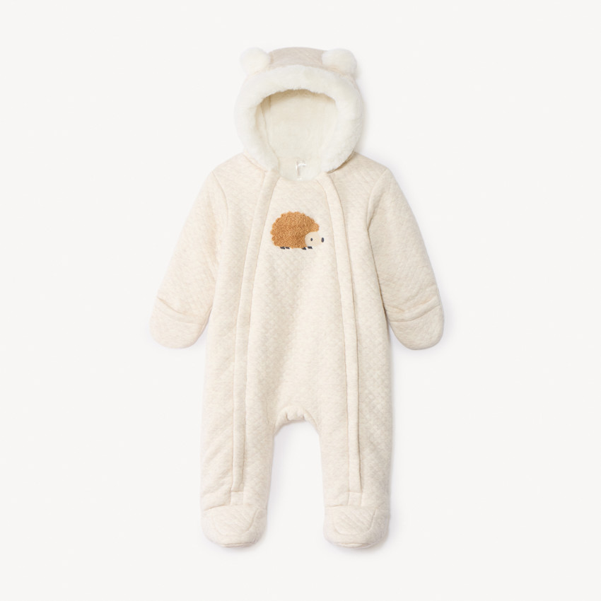 Pilotenpak met egeltje borduursel voor babyjongens met verschillende afwerkingen afhankelijk van de leeftijd 