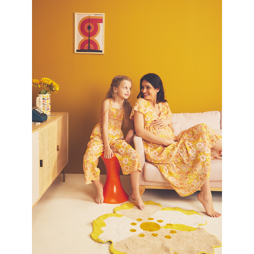 Combinaison longue à smocks imprimé fleurs retro pour fille 