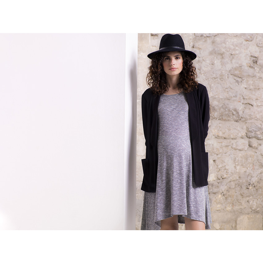 Jurk voor tijdens de zwangerschap met ruim pasvorm in gechineerde tricot 