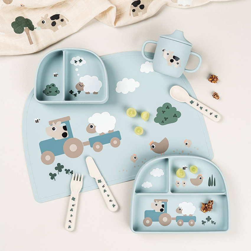 Kom met vakjes en zuignap Tiny Farm Blauw 