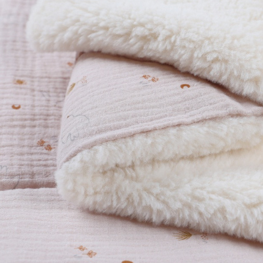 Couverture mousseline & sherpa 75x100cm Colombes du bonheur  