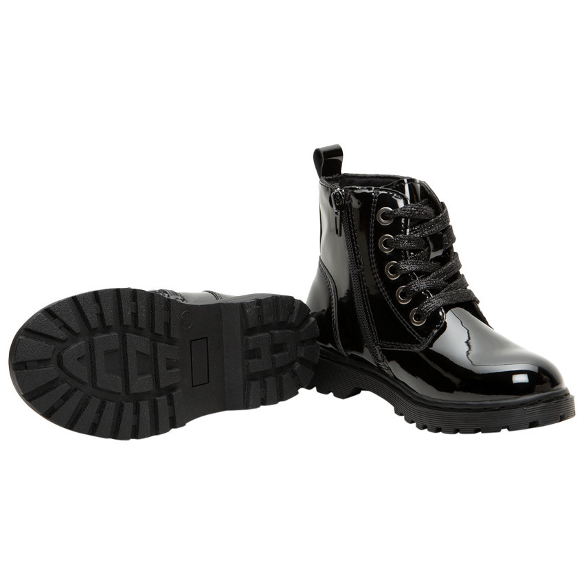 Zwarte laklaarzen met vlaggenbadge voor meisjes 