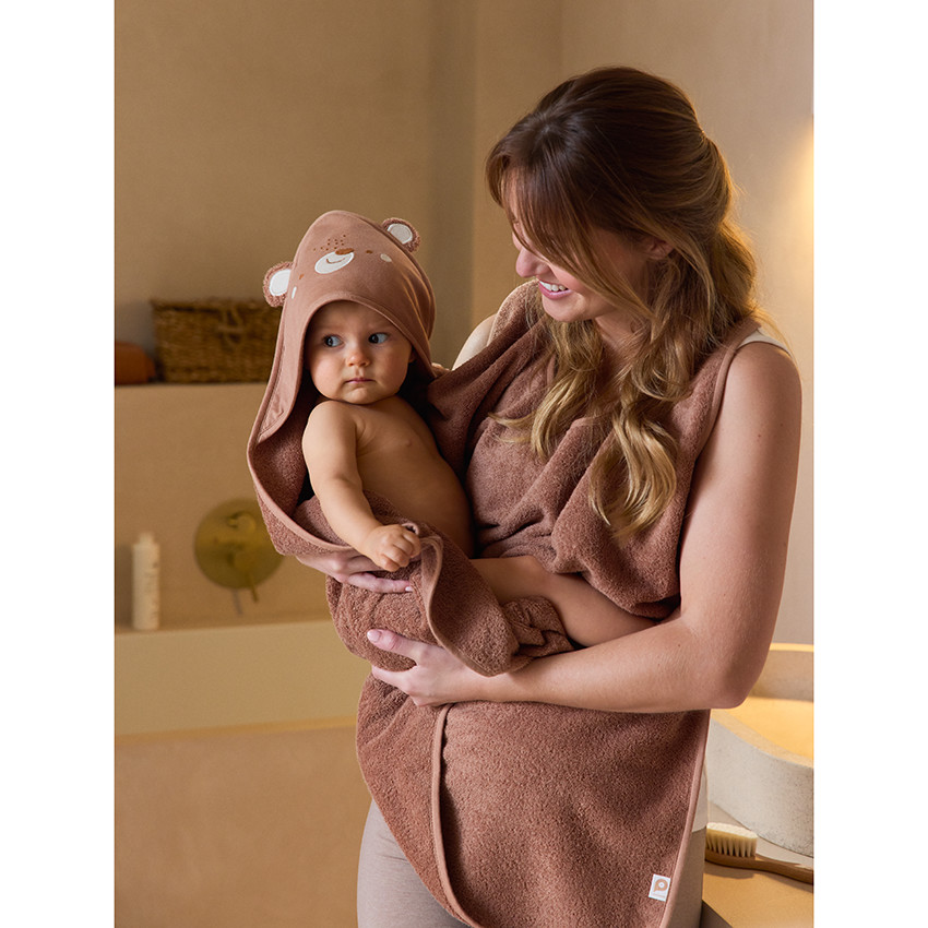 Cape de bain ludique et tablier 2 en 1 Ourson marron 