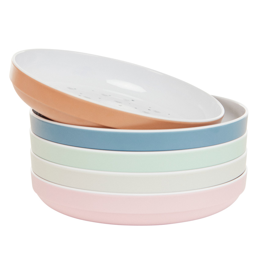 Melamine bord met groene hartjesprint. 