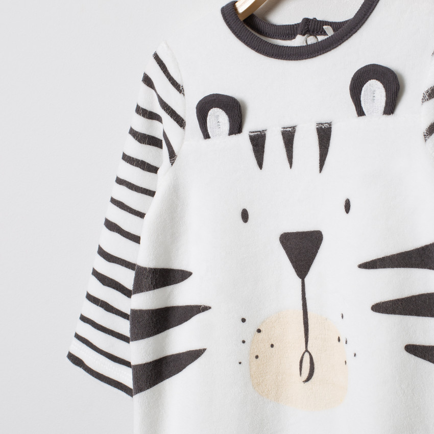 Dors-bien en velours motif tigre avec oreilles 