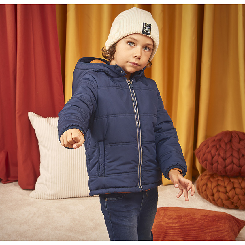 Muts in uni gebreid voor jongens 