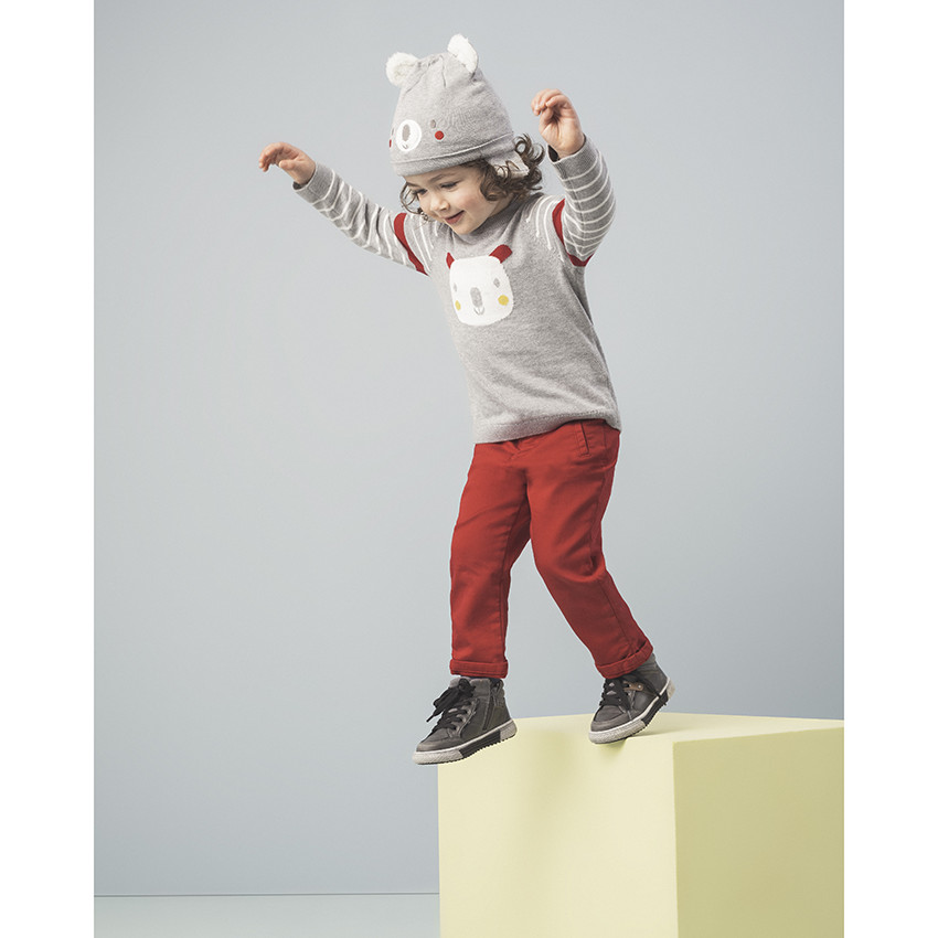 Pull en tricot motif koala en jacquard à ouverture au dos 