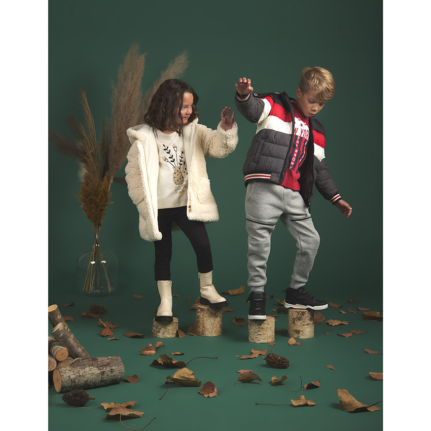 Manteau en fausse fourrure moutonnée avec capuche pour fille 