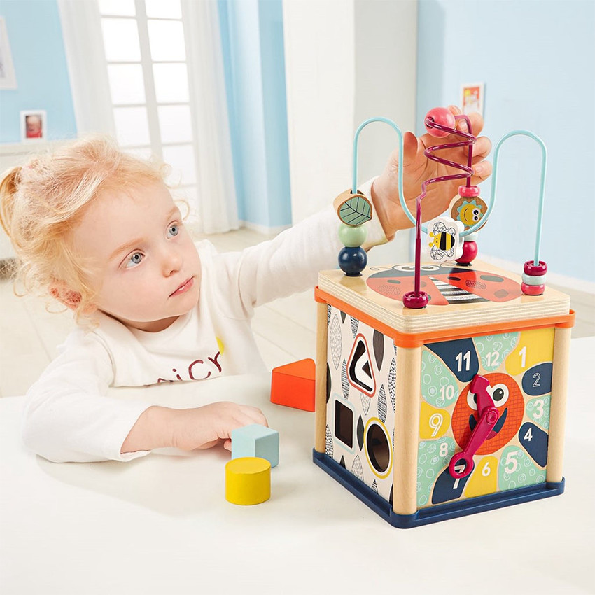 Houten Activiteitenkubus 12M+ 