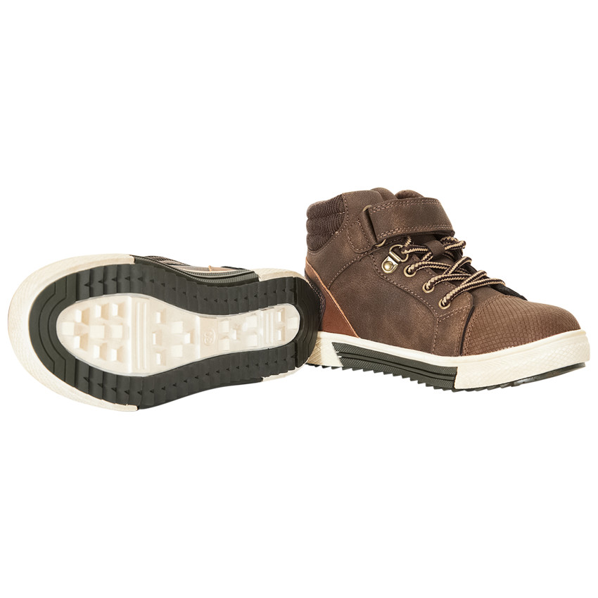 Bottillons marron avec scratch et lacets pour garçon 