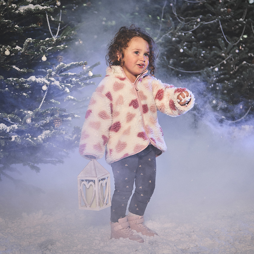 Jas in sherpa met hartenprint voor meisjes 