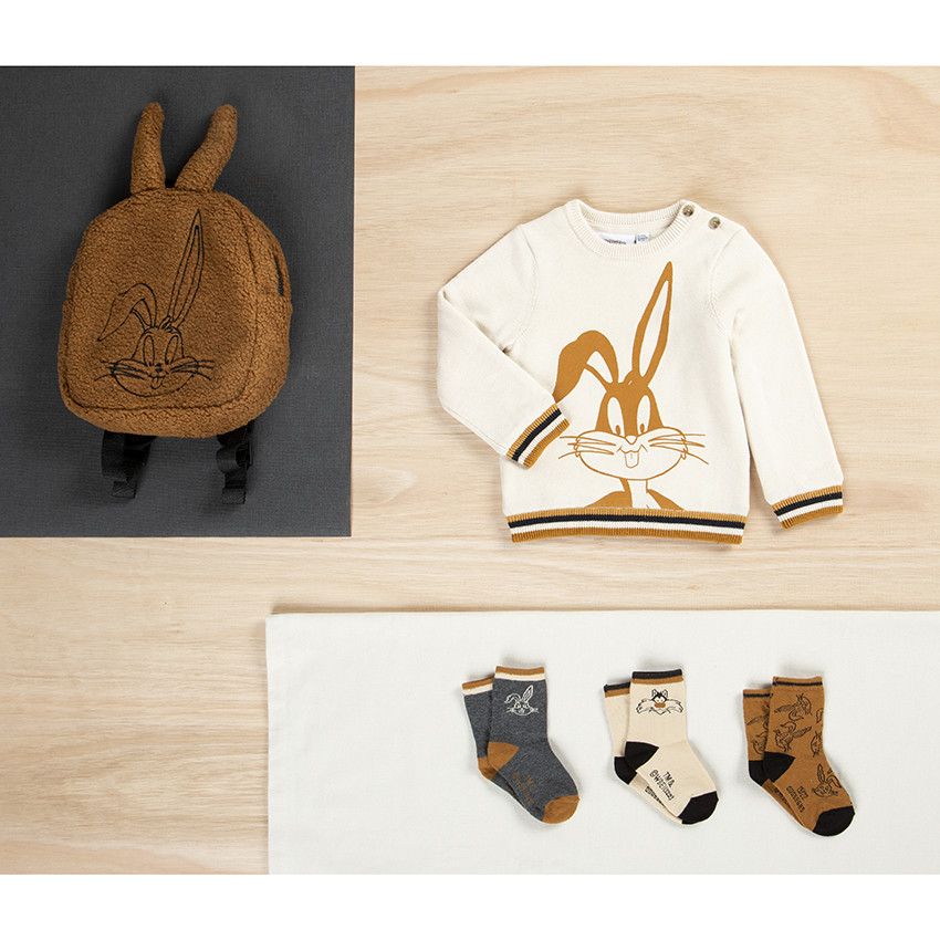 Pull en tricot print Bugs Bunny et détails à rayures pour bébé garçon 