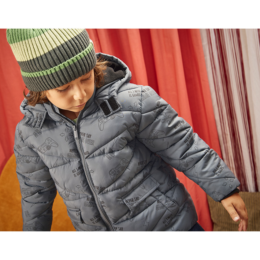 Donsjas microfleece met kap fantasieprint voor jongens 