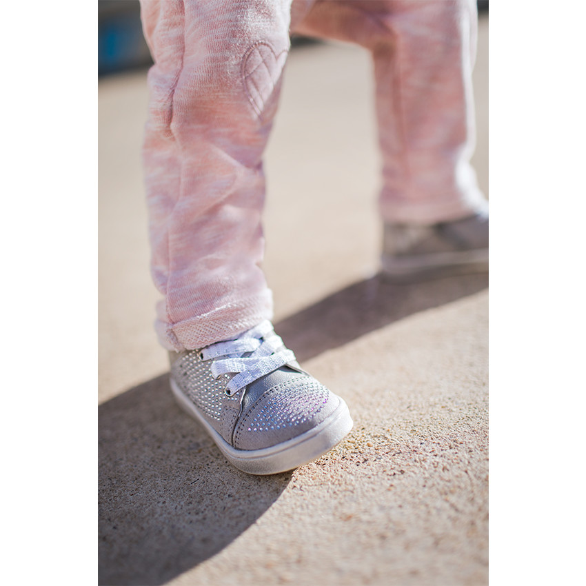 Laarsjes zilverkleur met strass 