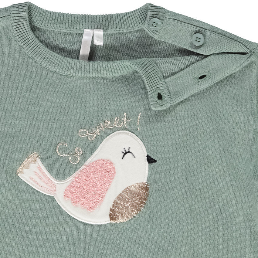 Pull en tricot avec broderies pour bébé fille 